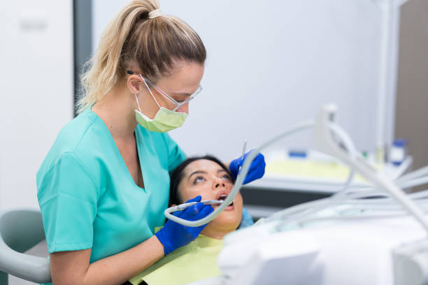 Best Cracked Tooth Emergency Dentist  in Huntsville, MO